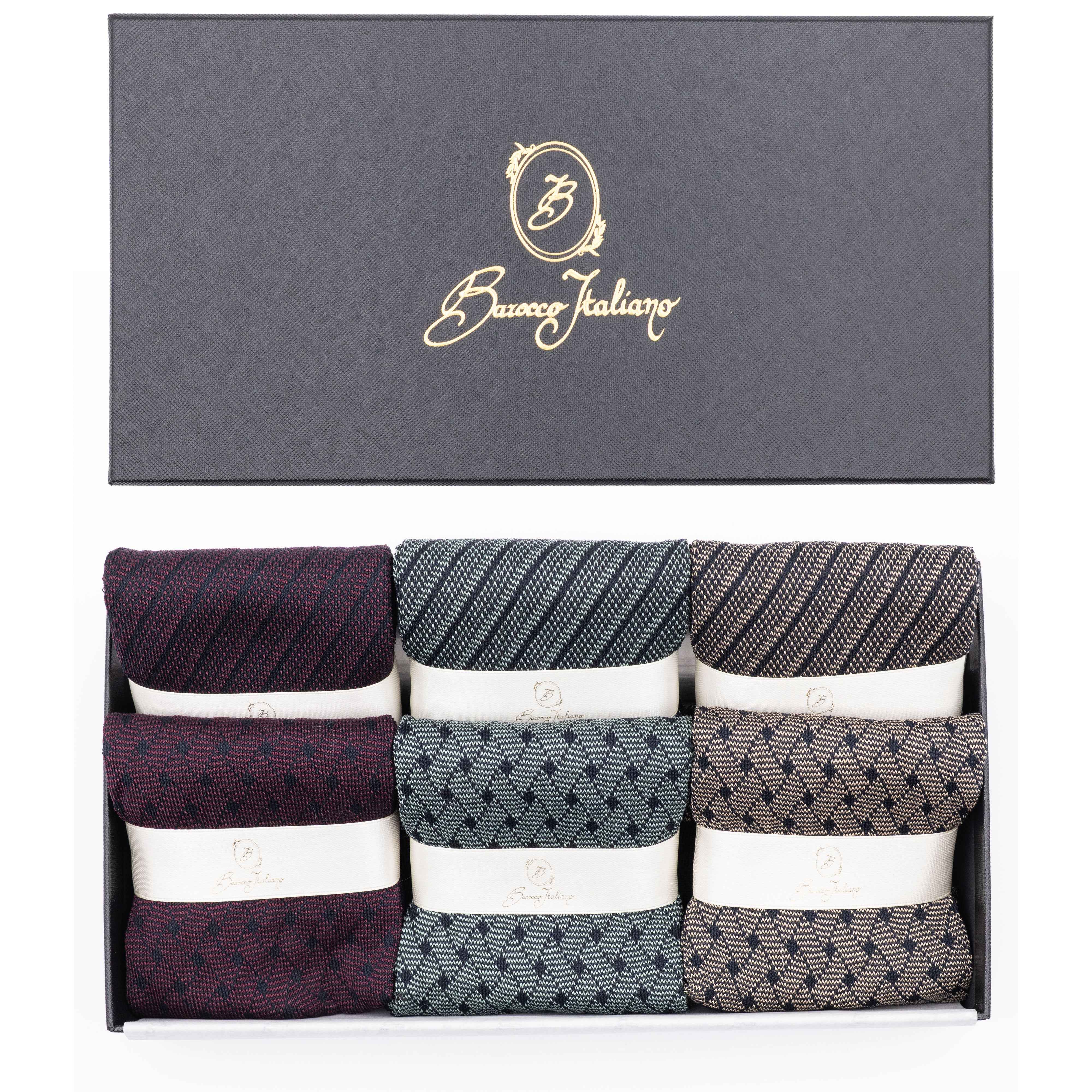 Box 6 paia miste calza lunga Filo di Scozia Jacquard "Regimental" e "Intreccio Veneziano" con polsino inglese fondo blu - Rosso scuro BAROLO, Verde chiaro MENTA, Beige DESERTO Immagine principale del prodotto