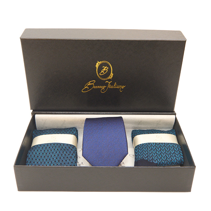 Box calza lunga cotone Filo di Scozia con polsino inglese e Cravatta in seta fatta a mano - CELESTE SORGENTE