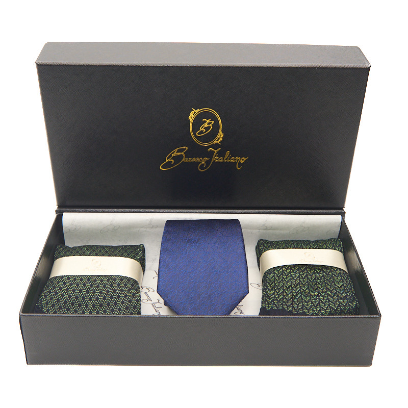 Box calza lunga cotone Makò Mercerizzato con polsino inglese e Cravatta in seta fatta a mano - VERDE PRATO