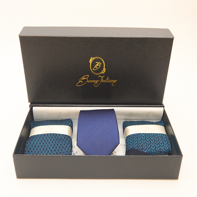 Box calza lunga cotone Makò Mercerizzato con polsino inglese e Cravatta in seta fatta a mano - CELESTE SORGENTE